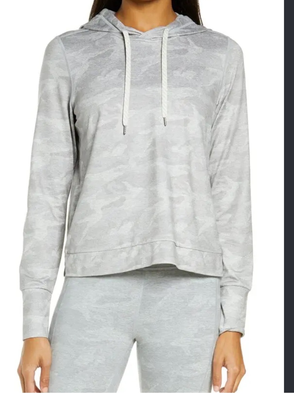Vuori Halo Essential Hoodie in Pale Camo